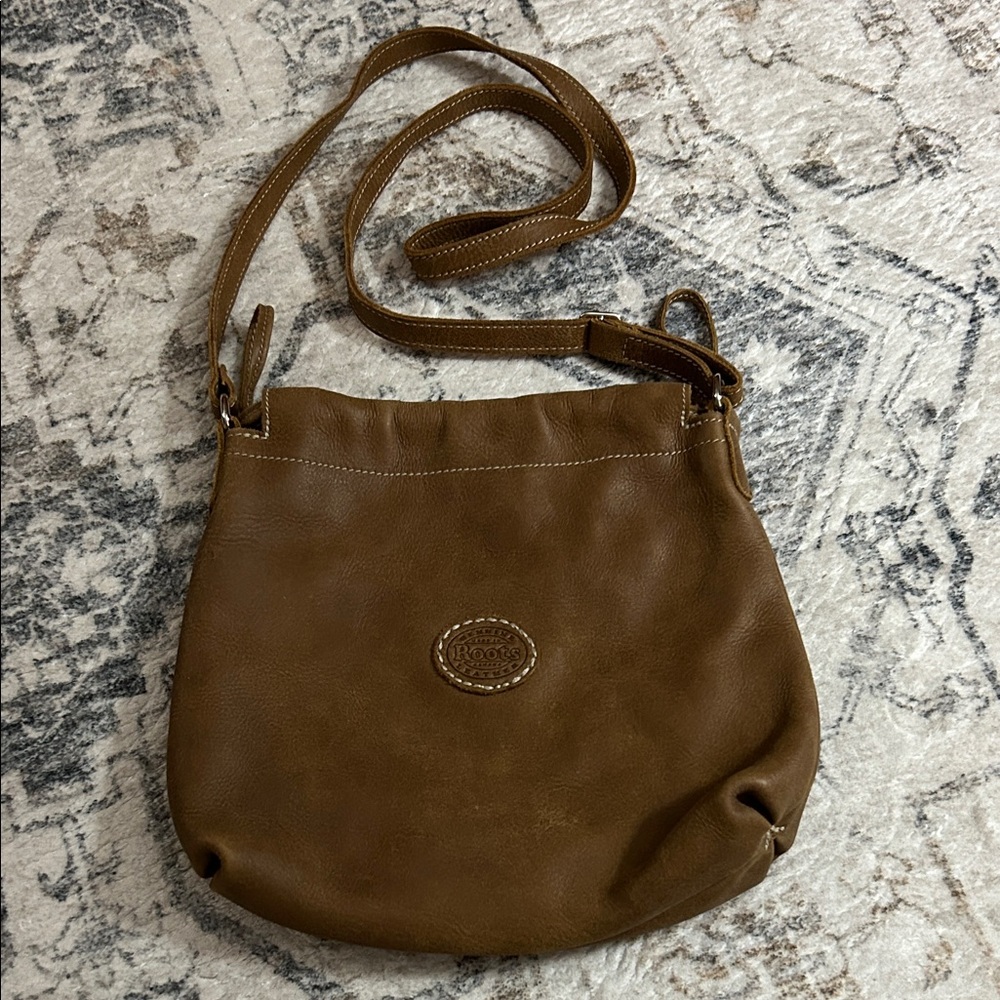 Roots Tan/Brown Leather Crossbody Bag - Picture 2 of 6